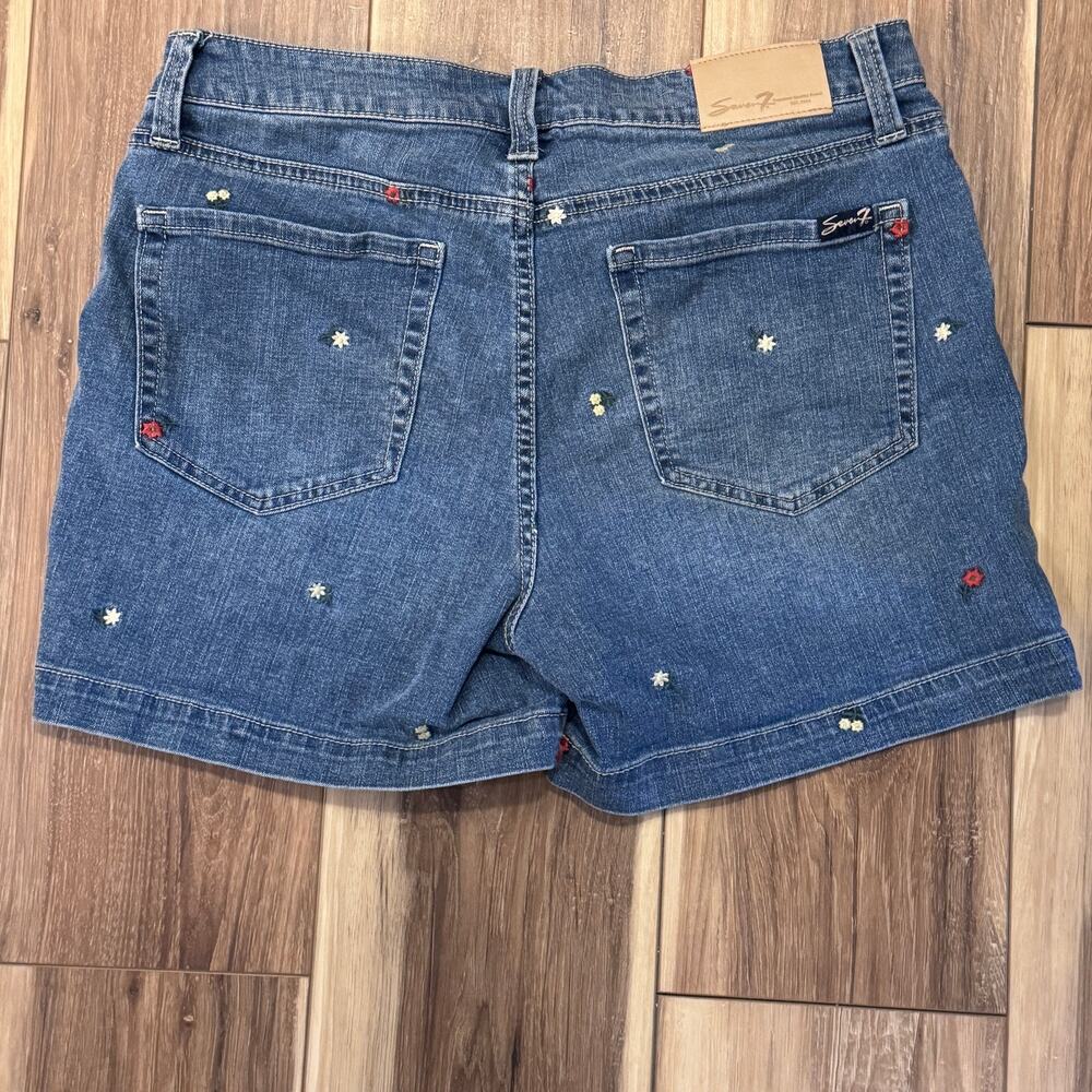 Seven7 Denim Shorts Womens Size 10 Floral Embroidered Mid Rise Casual - Picture 6 of 7